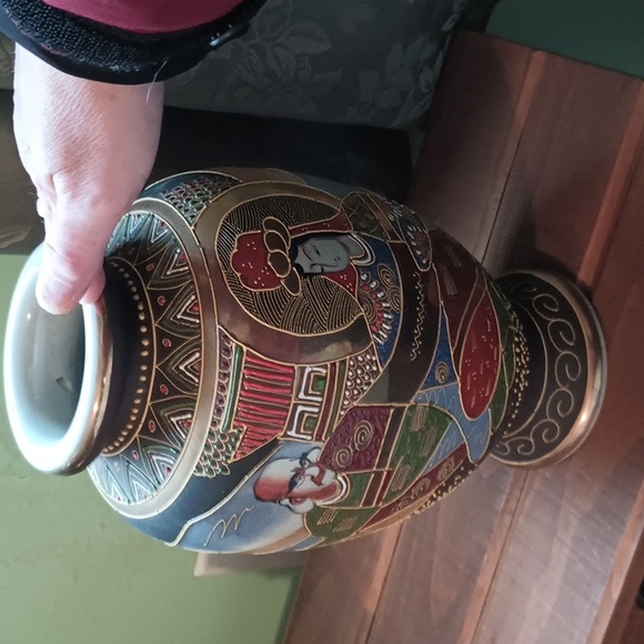 Satsuma 20th Century Vintage Large Vase w 3D Hand Painted Art Work RARE !! - Picture 13 of 17